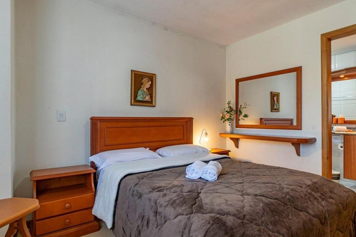 Rosa Edificio Di Trevi Apartman Gramado Kültér fotó